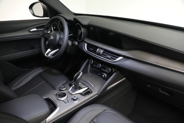 New 2023 Alfa Romeo Stelvio Ti for sale $55,550 at Alfa Romeo of Westport in Westport CT 06880 19
