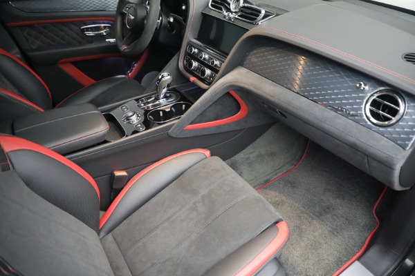 Used 2021 Bentley Bentayga Speed for sale $189,900 at Alfa Romeo of Westport in Westport CT 06880 26