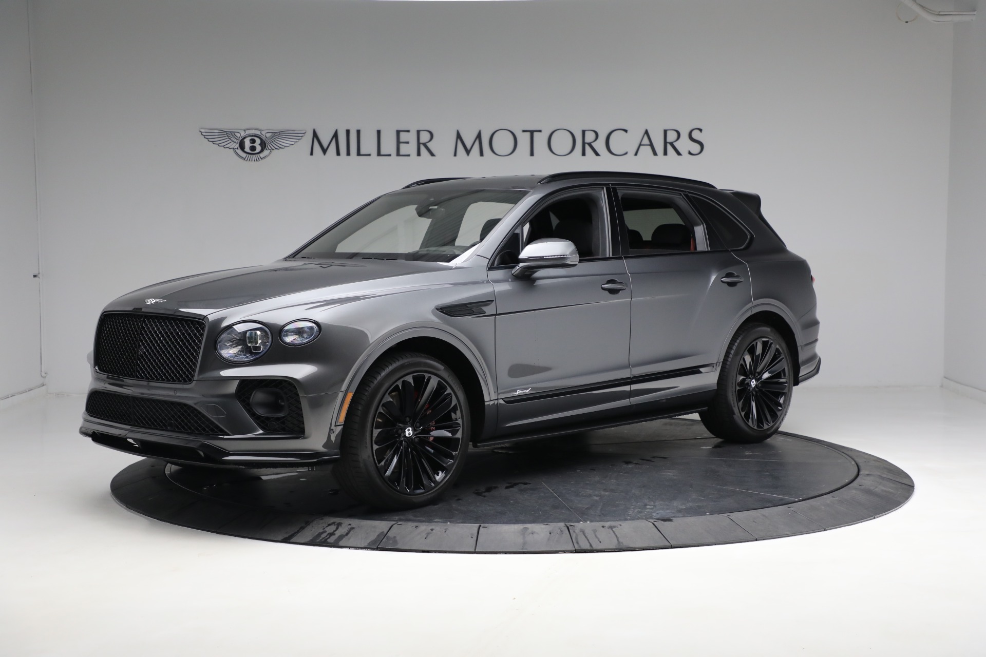 Used 2021 Bentley Bentayga Speed for sale $189,900 at Alfa Romeo of Westport in Westport CT 06880 1
