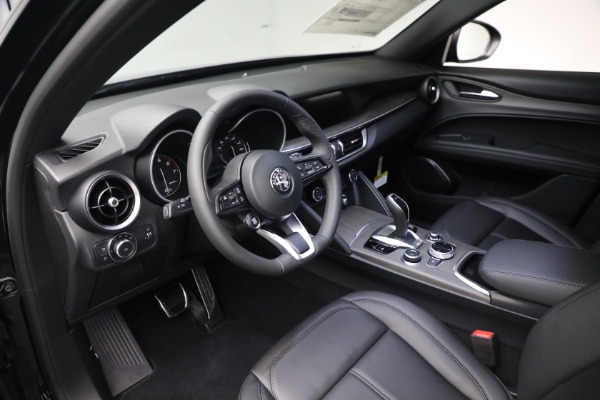 New 2023 Alfa Romeo Stelvio Ti for sale $55,530 at Alfa Romeo of Westport in Westport CT 06880 13