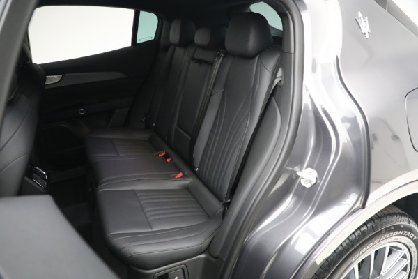 New 2023 Maserati Grecale GT for sale $68,995 at Alfa Romeo of Westport in Westport CT 06880 18