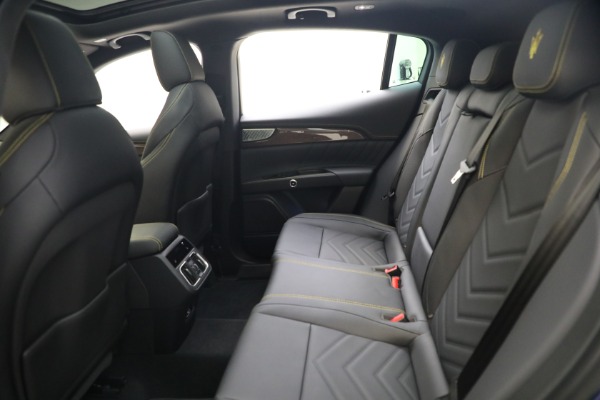 New 2023 Maserati Grecale Modena for sale $92,895 at Alfa Romeo of Westport in Westport CT 06880 17