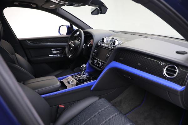 Used 2020 Bentley Bentayga Design Edition for sale $169,900 at Alfa Romeo of Westport in Westport CT 06880 24