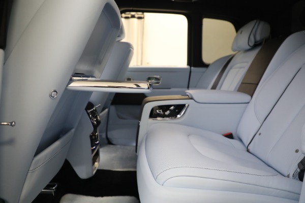 New 2023 Rolls-Royce Cullinan for sale $427,075 at Alfa Romeo of Westport in Westport CT 06880 14