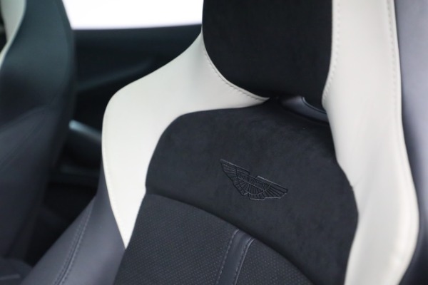 Used 2022 Aston Martin DBX for sale Sold at Alfa Romeo of Westport in Westport CT 06880 16