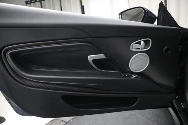 Used 2019 Aston Martin DB11 Volante for sale $141,900 at Alfa Romeo of Westport in Westport CT 06880 22