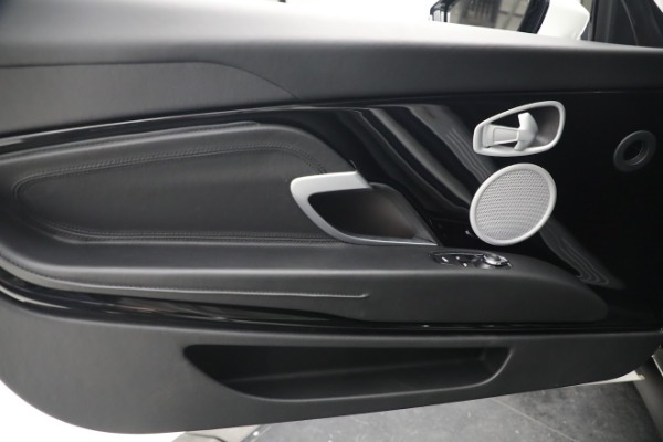 Used 2019 Aston Martin DB11 V8 for sale $124,900 at Alfa Romeo of Westport in Westport CT 06880 17
