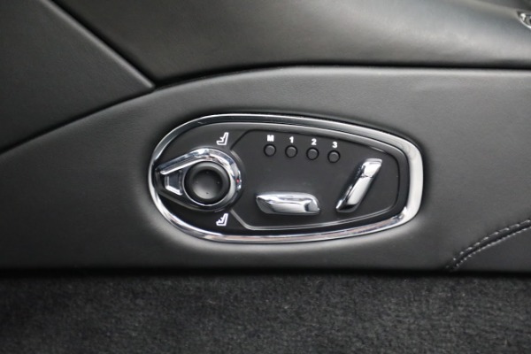 Used 2019 Aston Martin DB11 V8 for sale $124,900 at Alfa Romeo of Westport in Westport CT 06880 18