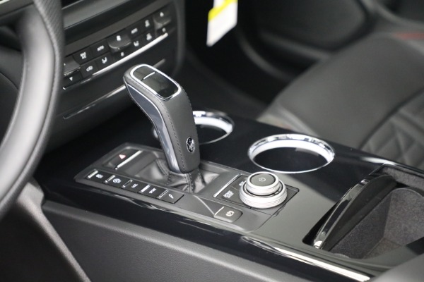 New 2023 Maserati Ghibli Modena Q4 for sale $112,695 at Alfa Romeo of Westport in Westport CT 06880 28