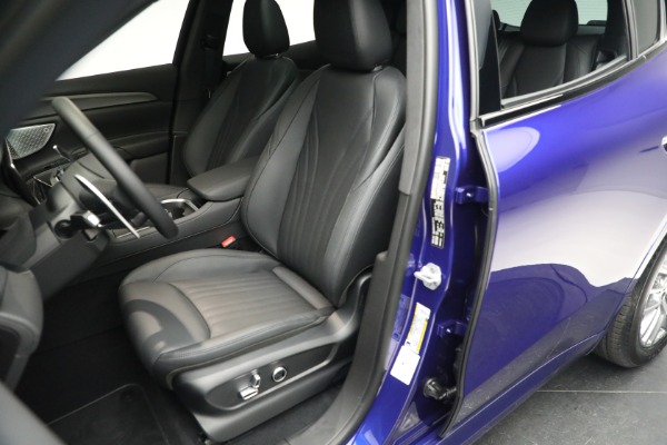 New 2023 Maserati Grecale GT for sale $72,095 at Alfa Romeo of Westport in Westport CT 06880 15