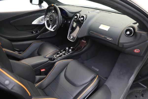 Used 2023 McLaren GT Luxe for sale $179,900 at Alfa Romeo of Westport in Westport CT 06880 26