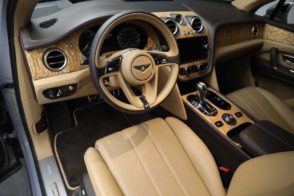 Used 2020 Bentley Bentayga V8 for sale Call for price at Alfa Romeo of Westport in Westport CT 06880 15