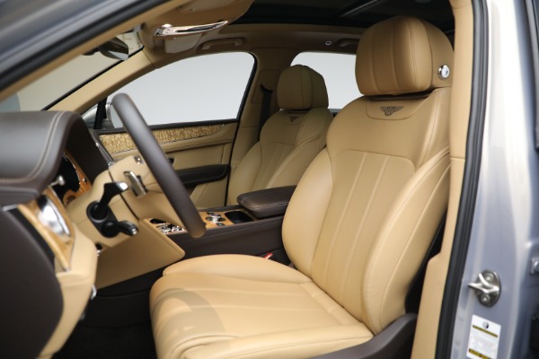 Used 2020 Bentley Bentayga V8 for sale Call for price at Alfa Romeo of Westport in Westport CT 06880 17