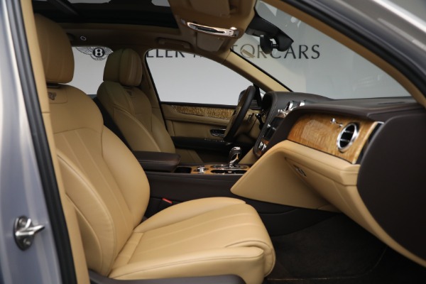 Used 2020 Bentley Bentayga V8 for sale Call for price at Alfa Romeo of Westport in Westport CT 06880 24