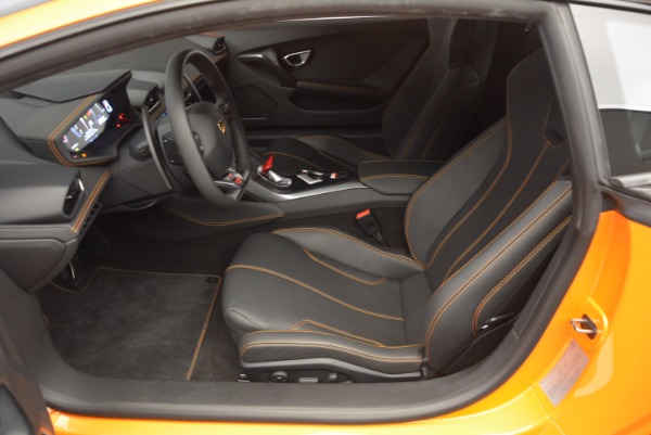 Used 2015 Lamborghini Huracan LP 610-4 for sale Sold at Alfa Romeo of Westport in Westport CT 06880 14