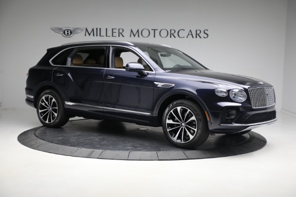 New 2023 Bentley Bentayga EWB V8 for sale $259,345 at Alfa Romeo of Westport in Westport CT 06880 11
