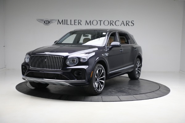 New 2023 Bentley Bentayga EWB V8 for sale $259,345 at Alfa Romeo of Westport in Westport CT 06880 1