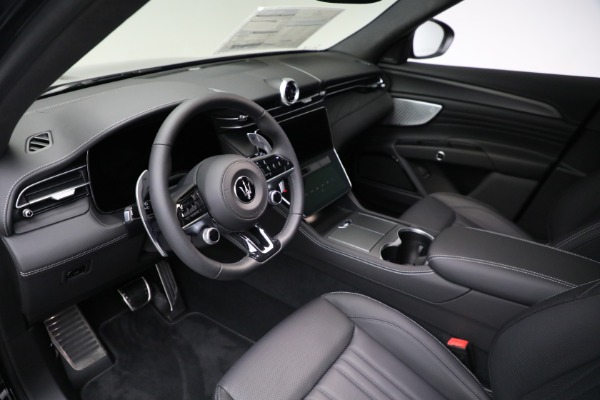 New 2023 Maserati Grecale GT for sale $73,395 at Alfa Romeo of Westport in Westport CT 06880 13