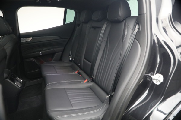 Used 2023 Maserati Grecale GT for sale $40,900 at Alfa Romeo of Westport in Westport CT 06880 17