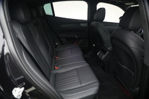 Used 2023 Maserati Grecale GT for sale $40,900 at Alfa Romeo of Westport in Westport CT 06880 18