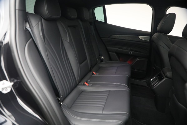 Used 2023 Maserati Grecale GT for sale $40,900 at Alfa Romeo of Westport in Westport CT 06880 20