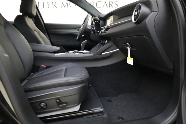 New 2023 Alfa Romeo Stelvio Ti for sale $60,550 at Alfa Romeo of Westport in Westport CT 06880 22