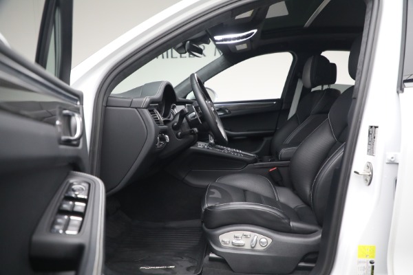 Used 2021 Porsche Macan Turbo for sale $84,900 at Alfa Romeo of Westport in Westport CT 06880 14
