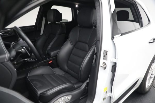 Used 2021 Porsche Macan Turbo for sale $84,900 at Alfa Romeo of Westport in Westport CT 06880 15