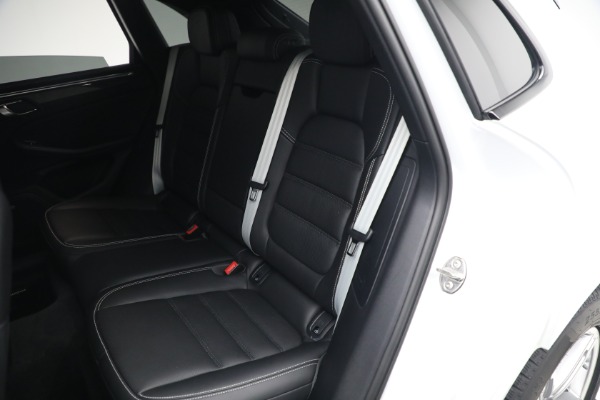 Used 2021 Porsche Macan Turbo for sale $84,900 at Alfa Romeo of Westport in Westport CT 06880 16