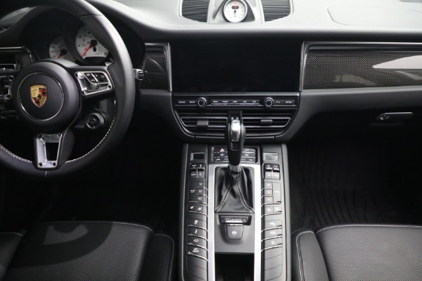 Used 2021 Porsche Macan Turbo for sale $84,900 at Alfa Romeo of Westport in Westport CT 06880 21
