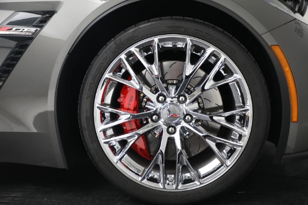 Used 2015 Chevrolet Corvette Z06 for sale $79,900 at Alfa Romeo of Westport in Westport CT 06880 14