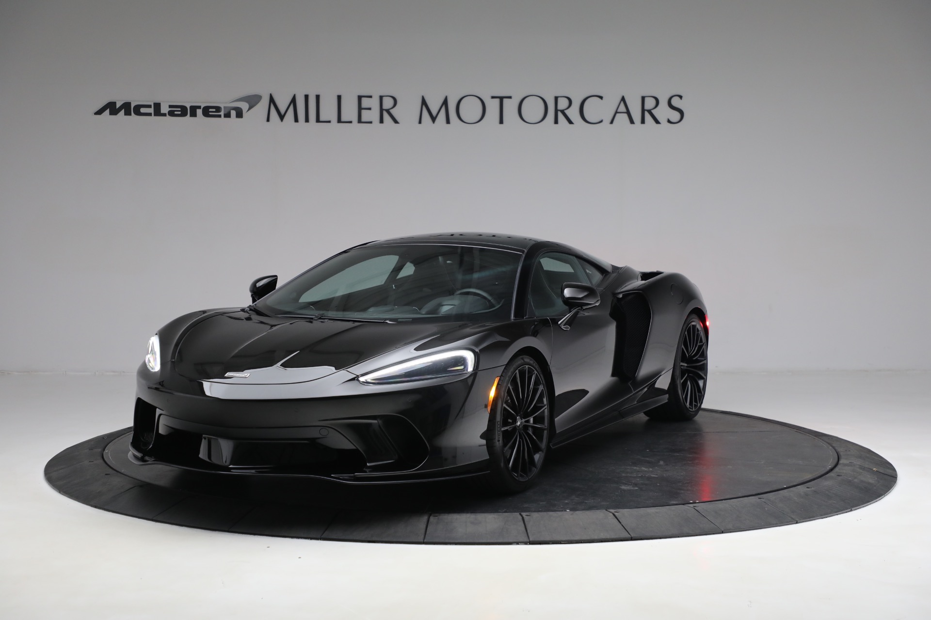 Used 2021 McLaren GT Luxe for sale Sold at Alfa Romeo of Westport in Westport CT 06880 1