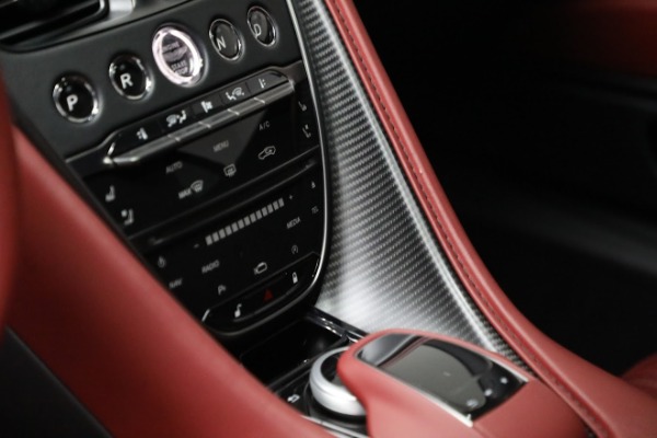 Used 2019 Aston Martin DB11 V8 for sale $129,900 at Alfa Romeo of Westport in Westport CT 06880 20