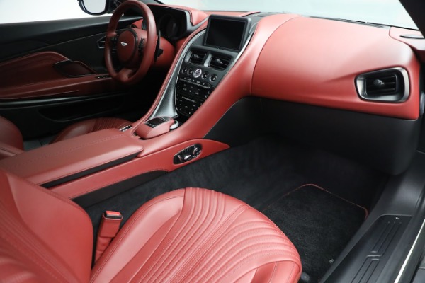 Used 2019 Aston Martin DB11 V8 for sale $129,900 at Alfa Romeo of Westport in Westport CT 06880 26