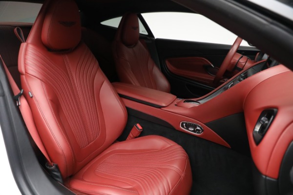 Used 2019 Aston Martin DB11 V8 for sale $129,900 at Alfa Romeo of Westport in Westport CT 06880 27