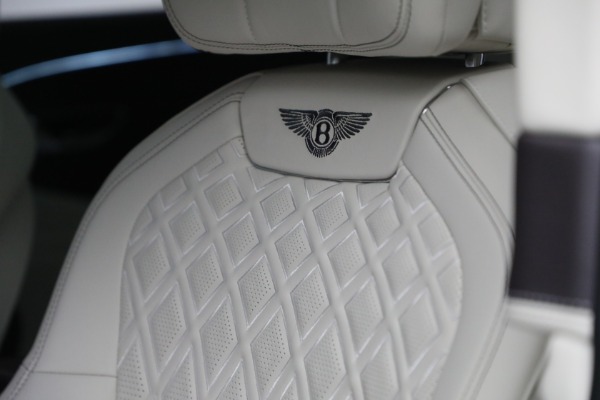 Used 2022 Bentley Flying Spur W12 for sale $249,900 at Alfa Romeo of Westport in Westport CT 06880 23