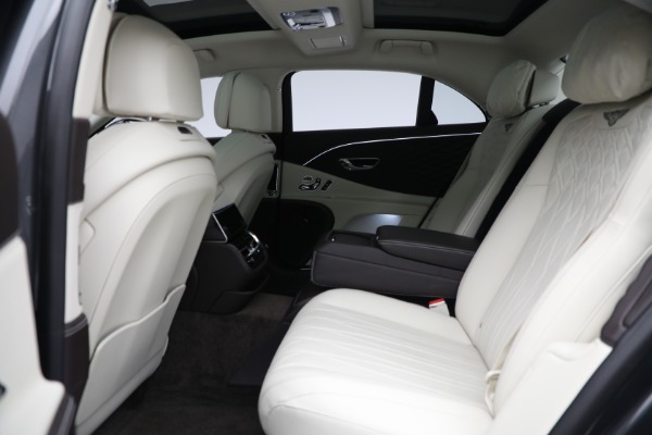 Used 2022 Bentley Flying Spur W12 for sale $249,900 at Alfa Romeo of Westport in Westport CT 06880 25