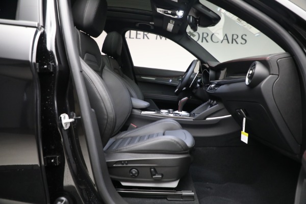 New 2023 Alfa Romeo Stelvio Estrema for sale $63,250 at Alfa Romeo of Westport in Westport CT 06880 16