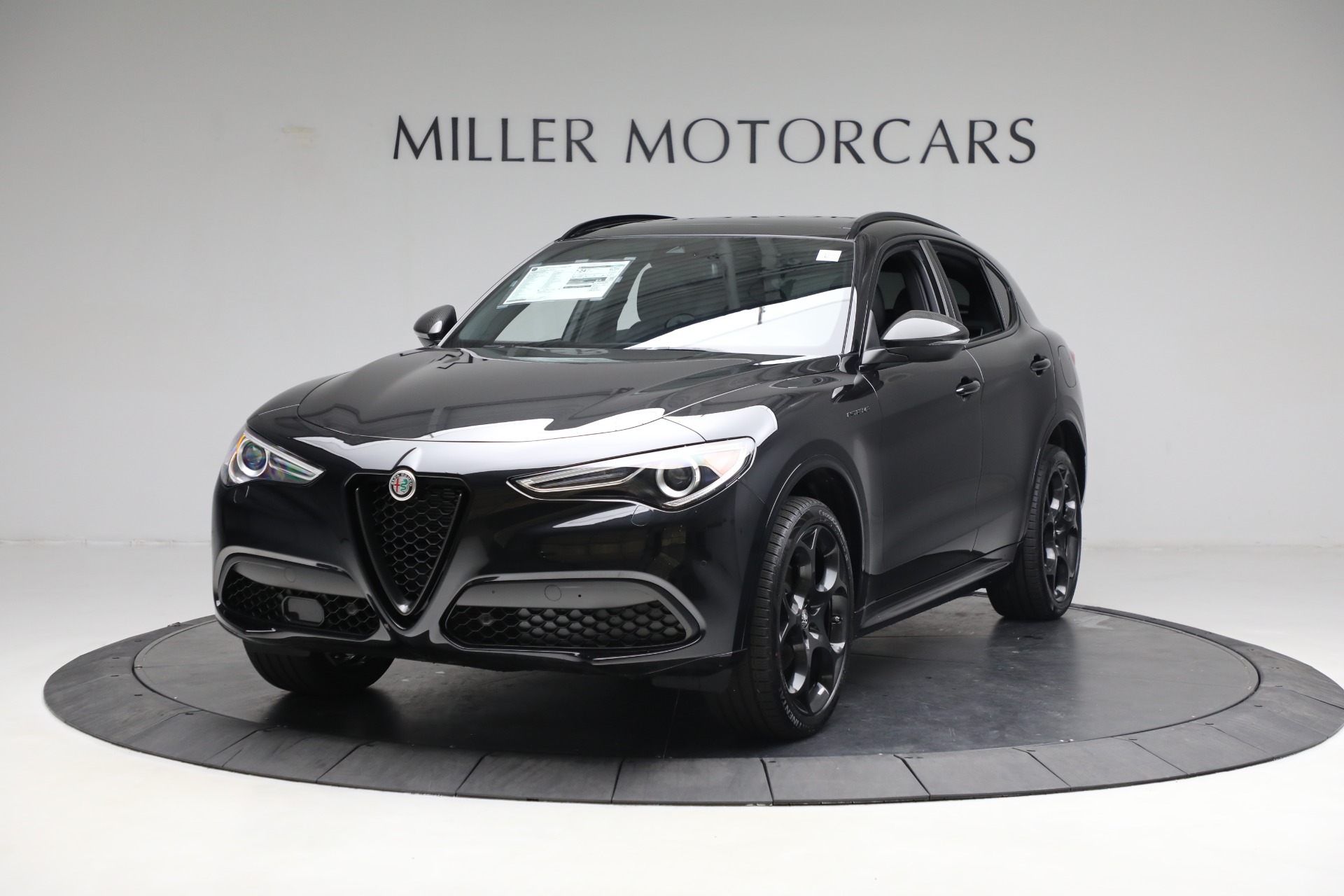 New 2023 Alfa Romeo Stelvio Estrema for sale $63,250 at Alfa Romeo of Westport in Westport CT 06880 1
