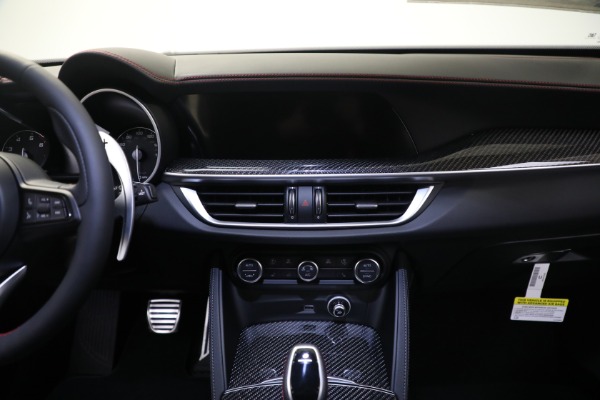New 2023 Alfa Romeo Stelvio Estrema for sale $63,465 at Alfa Romeo of Westport in Westport CT 06880 20