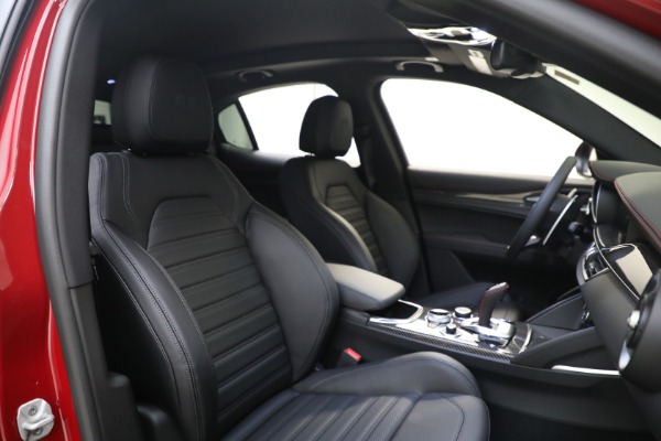 New 2023 Alfa Romeo Stelvio Estrema for sale $63,465 at Alfa Romeo of Westport in Westport CT 06880 26