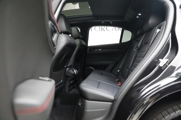 New 2023 Alfa Romeo Stelvio Estrema for sale $63,625 at Alfa Romeo of Westport in Westport CT 06880 18