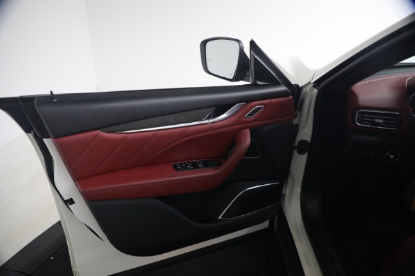 Used 2023 Maserati Levante GT for sale $42,900 at Alfa Romeo of Westport in Westport CT 06880 28