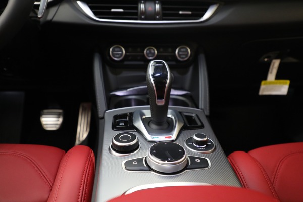 New 2023 Alfa Romeo Stelvio Veloce for sale $59,265 at Alfa Romeo of Westport in Westport CT 06880 17