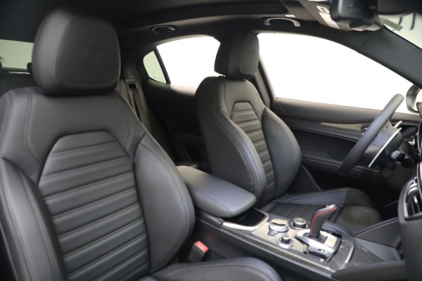 New 2023 Alfa Romeo Stelvio Estrema for sale Call for price at Alfa Romeo of Westport in Westport CT 06880 17