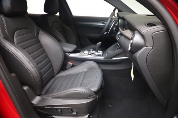 New 2023 Alfa Romeo Stelvio Veloce for sale $60,940 at Alfa Romeo of Westport in Westport CT 06880 21