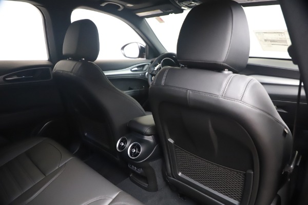 New 2023 Alfa Romeo Stelvio Veloce for sale $60,940 at Alfa Romeo of Westport in Westport CT 06880 24