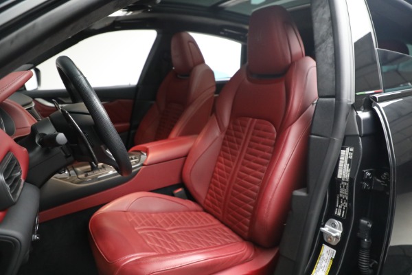 Used 2021 Maserati Levante Trofeo for sale $114,900 at Alfa Romeo of Westport in Westport CT 06880 16