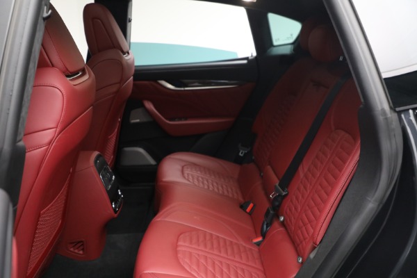 Used 2021 Maserati Levante Trofeo for sale $114,900 at Alfa Romeo of Westport in Westport CT 06880 27