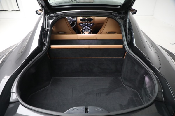 Used 2020 Aston Martin Vantage for sale $119,900 at Alfa Romeo of Westport in Westport CT 06880 27